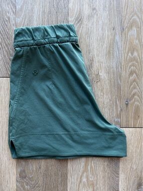 Woven HR Short Cinchable Waist 3.5”